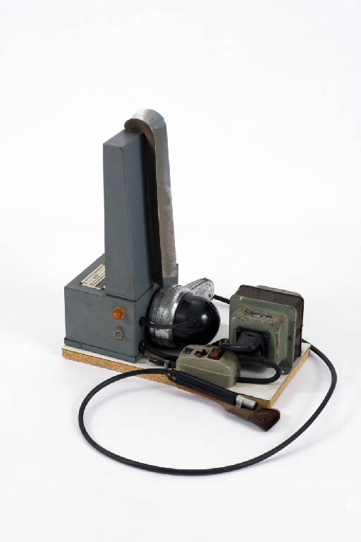 Kodak 10 Inch Dust and Static Removal Unit Model A2 - K (pulitore elettrostatico) di Eastman Kodak Co, The Portland Co (sec. XX)