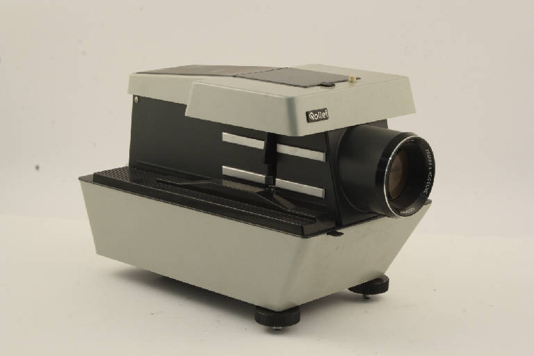 Rollei P11 (proiettore per diapositive, bipasso, a caricatore orizzontale) di Rollei (sec. XX)