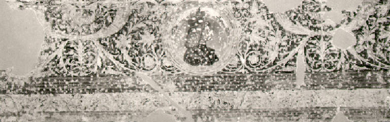 Fregio con tondo e ritratto maschile e volute vegetali (dipinto, opera isolata) - scuola bresciana (fine sec. XV)