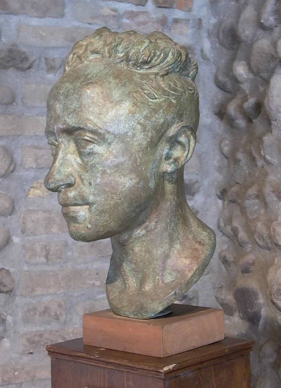Ritratto di Pier Luigi Lancini (busto, opera isolata) di Repossi Pietro (secondo quarto sec. XX)