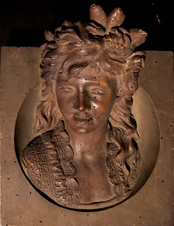 Busto femminile (Flora ?) (scultura, opera isolata) - ambito italiano (primo quarto sec. XX)
