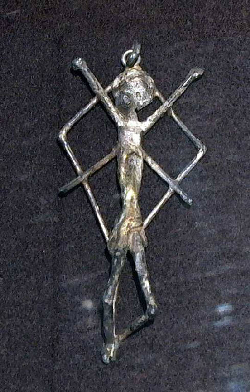 Cristo, Cristo (gioiello, opera isolata) di Pelati Vittorio (sec. XX)