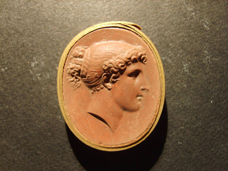 Testa femminile di profilo (calco, opera isolata) - ambito italiano (prima metà sec. XIX)