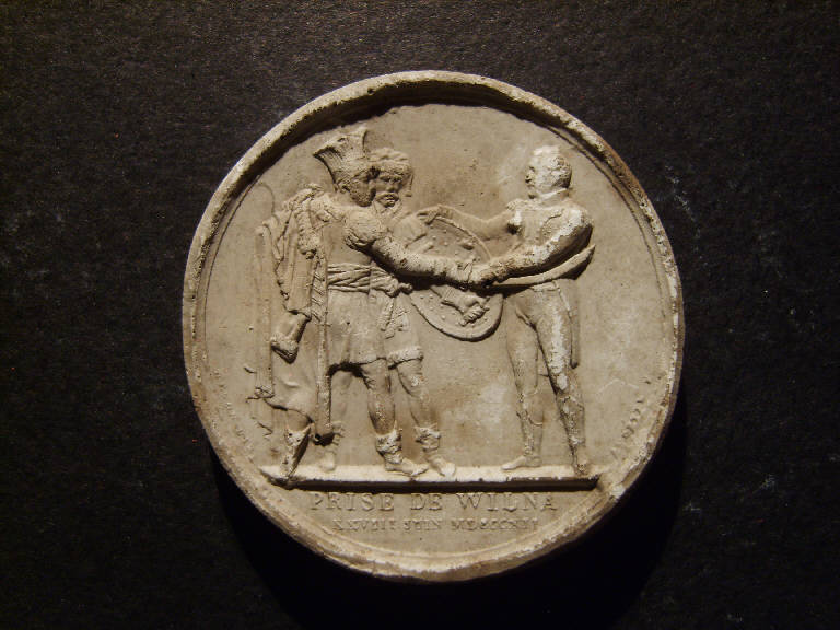 Medaglia commemorativa della presa di Wilna, Napoleone Bonaparte scambia doni con un lituano ed un polacco (calco, opera isolata) - ambito italiano (prima metà sec. XIX)