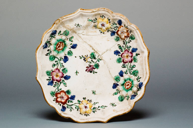 FIORI (piatto) di Clerici (bottega) (terzo quarto sec. XVIII)