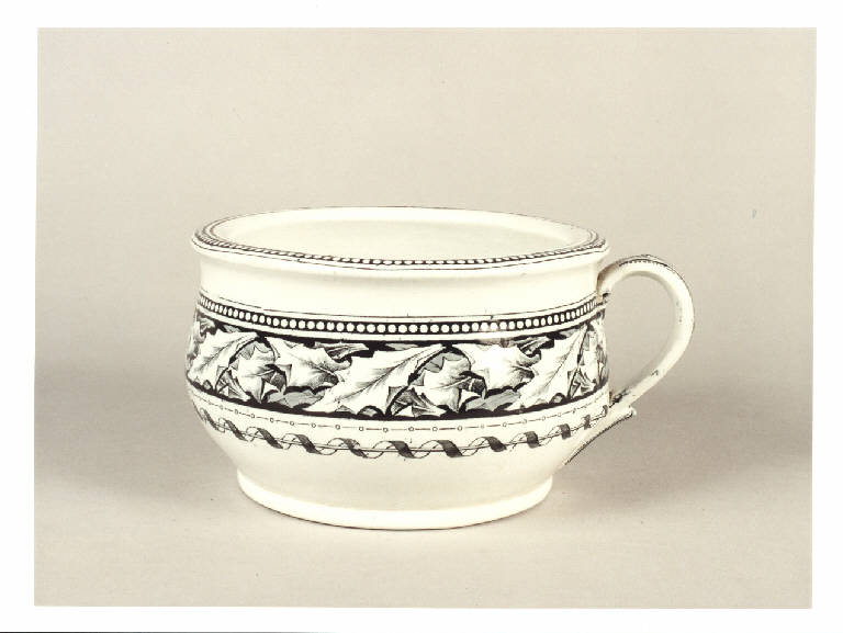 vaso da notte, opera isolata - manifattura francese (seconda metà sec. XIX)