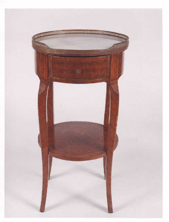 tavolino, opera isolata - manifattura Luigi XVI (seconda metà sec. XVIII)