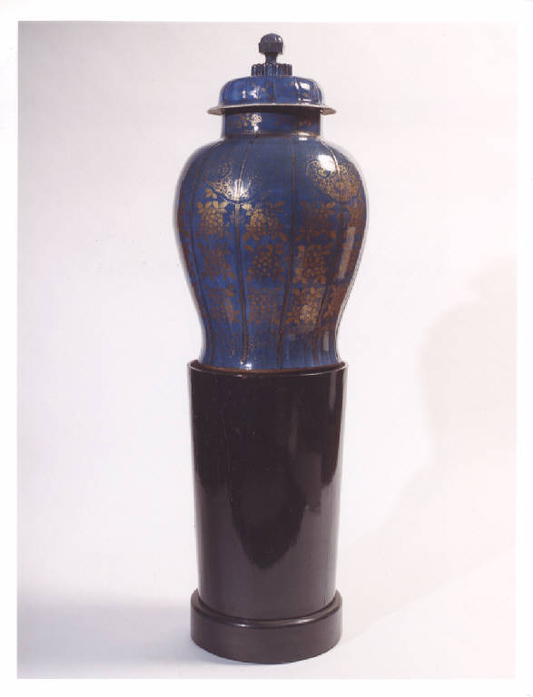 vaso - con coperchio, insieme - manifattura Qing (prima metà sec. XVIII)