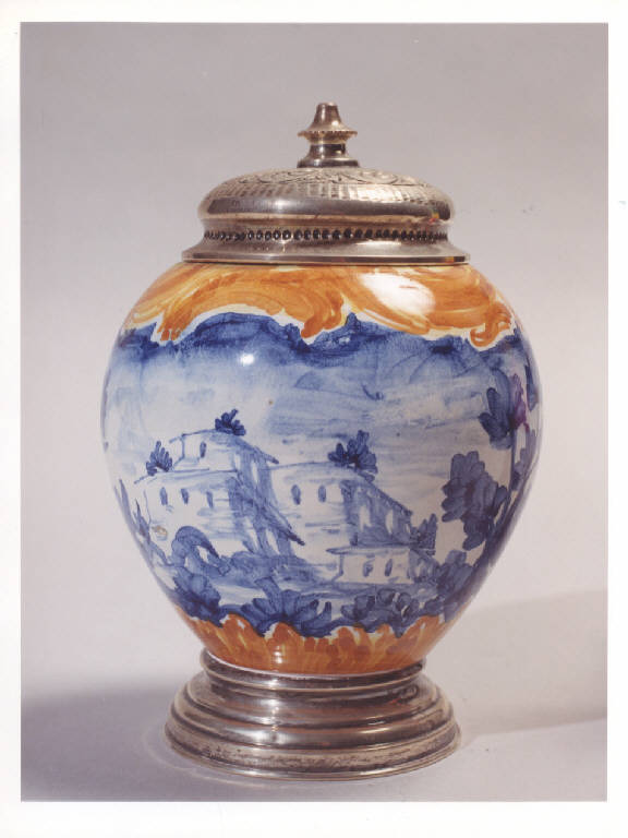 vaso - con coperchio, opera isolata - manifattura italiana (prima metà sec. XX)