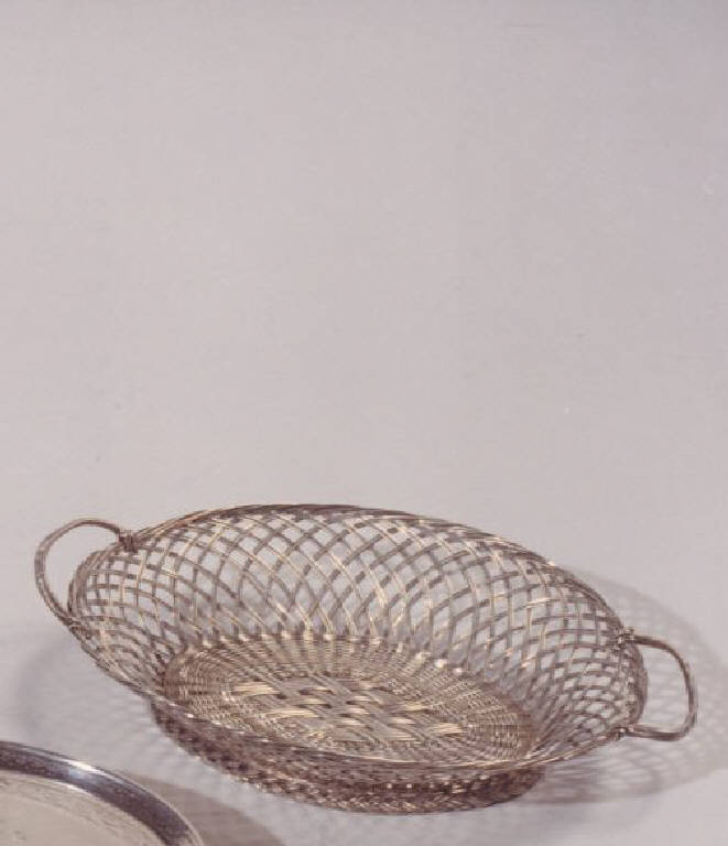 cestino, opera isolata - manifattura italiana (seconda metà sec. XIX)