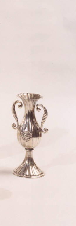 vasetto, insieme - manifattura italiana (prima metà sec. XX)