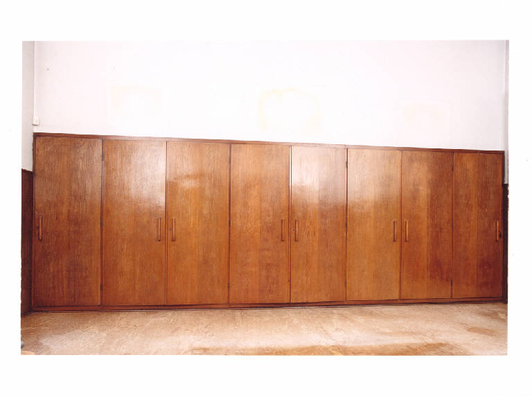 armadio, opera isolata - manifattura italiana (prima metà sec. XX)