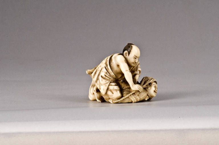 Cattura di un ladro, UOMINI (scultura, opera isolata) di Ono Ryomin (seconda metà sec. XIX)
