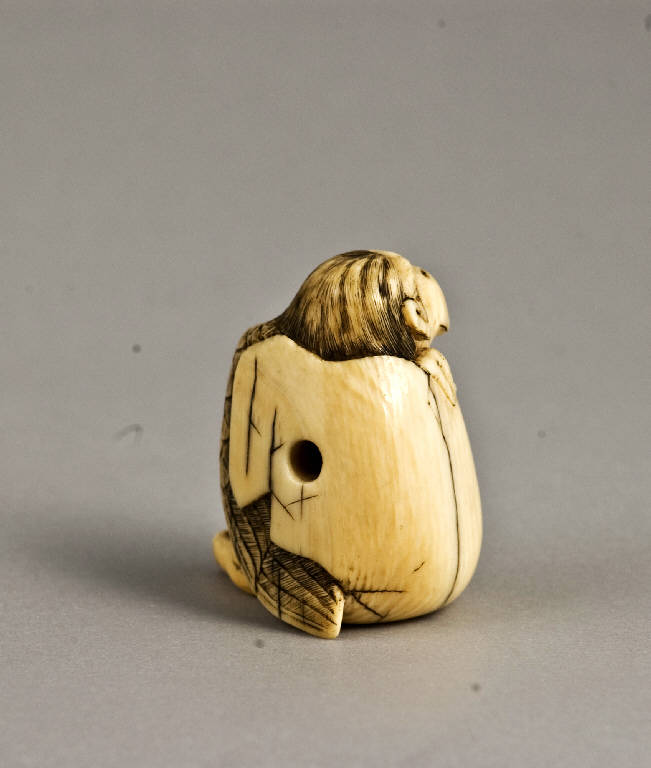 Karasu-tengu che esce dall'uovo, CREATURA FANTASTICA (scultura, opera isolata) - ambito giapponese (prima metà sec. XIX)