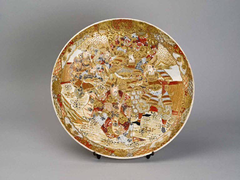 Figure maschili (piatto) - manifattura giapponese (fine/ inizio secc. XIX/ XX)