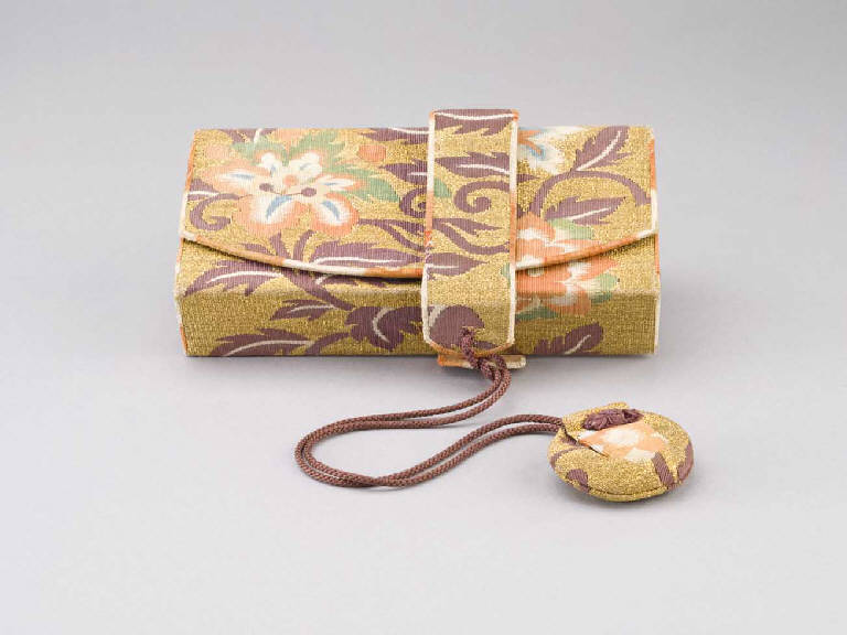 Motivi decorativi floreali (borsa) - manifattura giapponese (seconda metà sec. XIX)