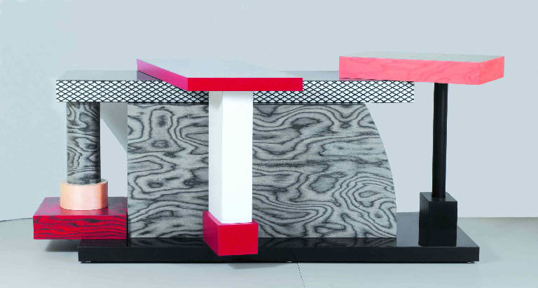 console di Sottsass, Ettore,  (inizio sec. XXI)