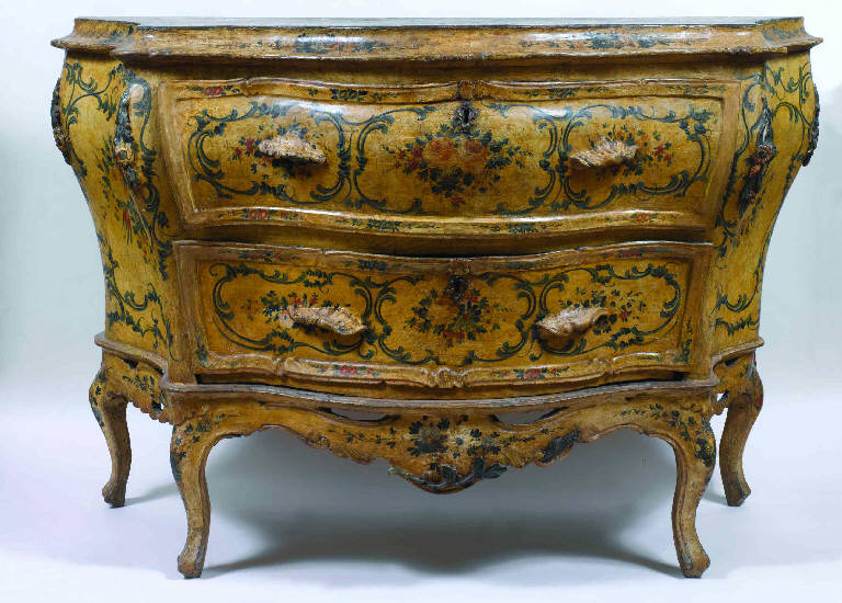 Mazzo di fiori (cassettone) - bottega veneziana (terzo quarto sec. XVIII)