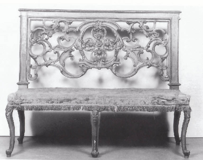 divano - bottega piemontese (secondo quarto sec. XVIII)