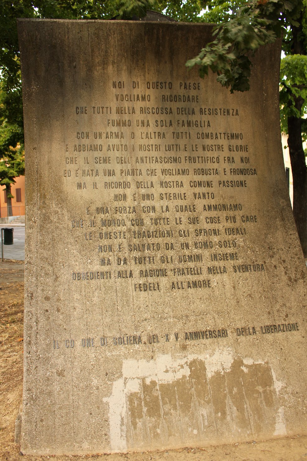 monumento ai caduti - ad obelisco - bottega modenese (sec. XX, sec. XX)