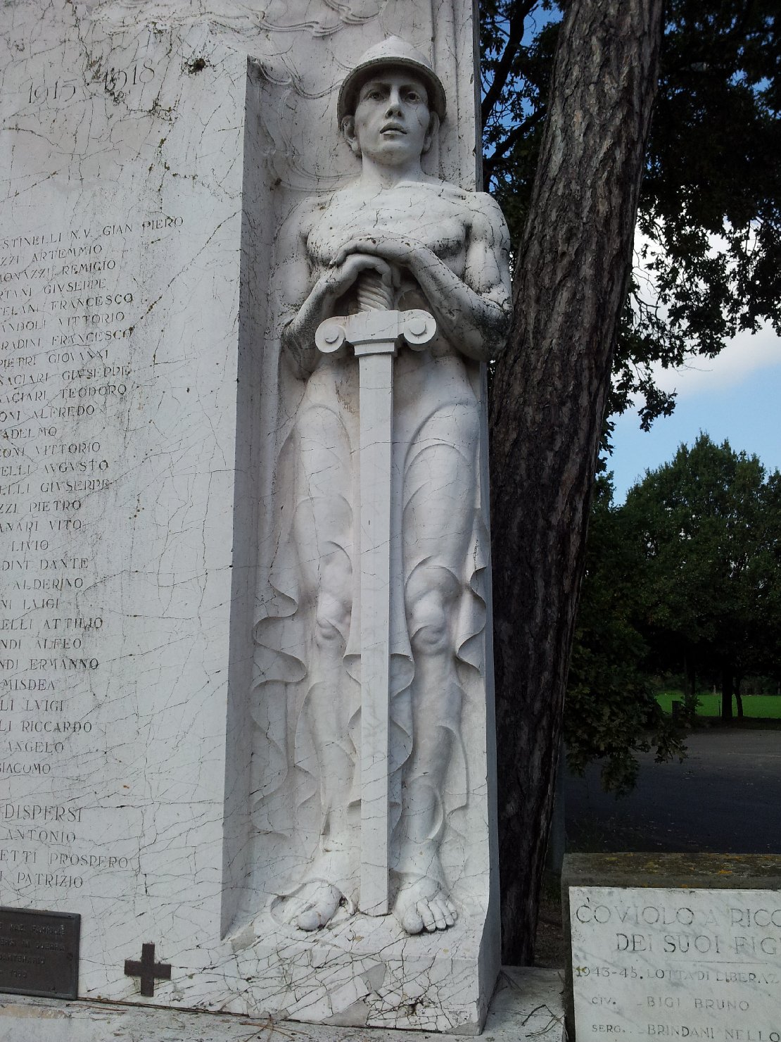 figura di soldato: fante (monumento ai caduti - a stele) - ambito reggiano (sec. XX)