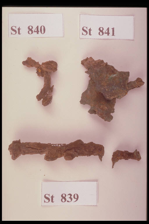 fibula ad arco serpeggiante - cultura di Golasecca (secc. VII/ V a.C)
