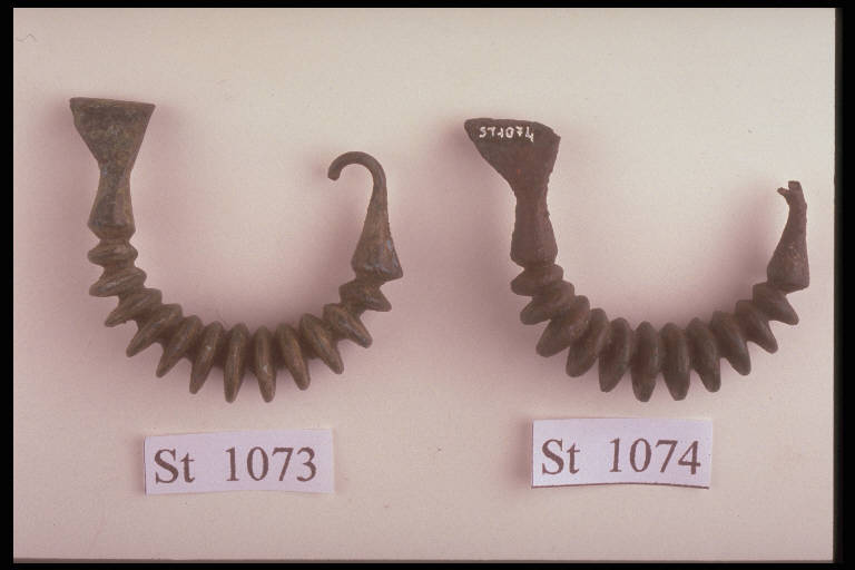 fibula a grandi coste - cultura di Golasecca (sec. VII a.C)