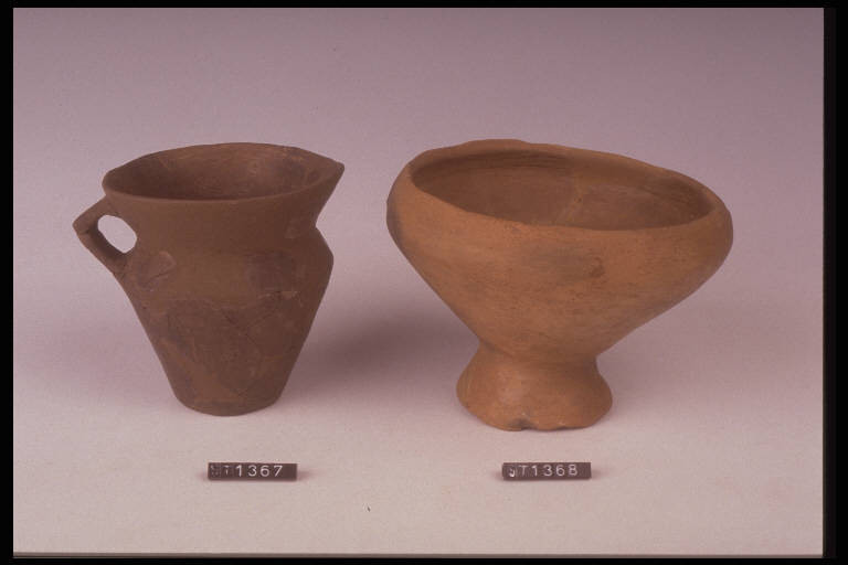 boccale troncoconico - cultura di Golasecca (sec. VII a.C)