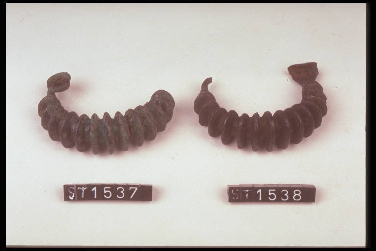 fibula a grandi coste - cultura di Golasecca (sec. VII a.C)