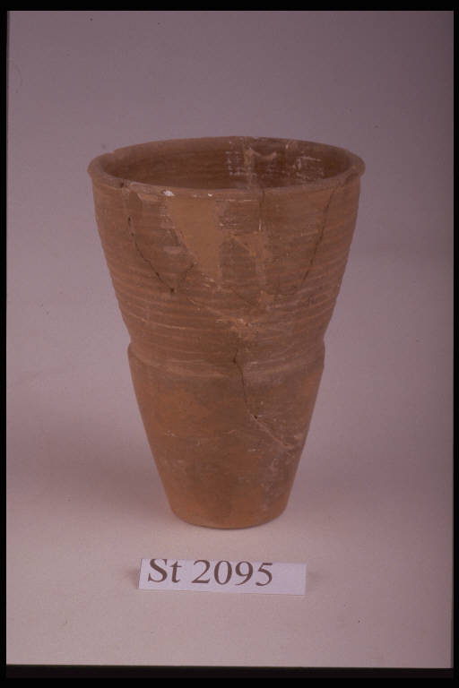 bicchiere a risega mediana, DE MARINIS / tipo D1 - cultura di Golasecca (sec. V a.C)