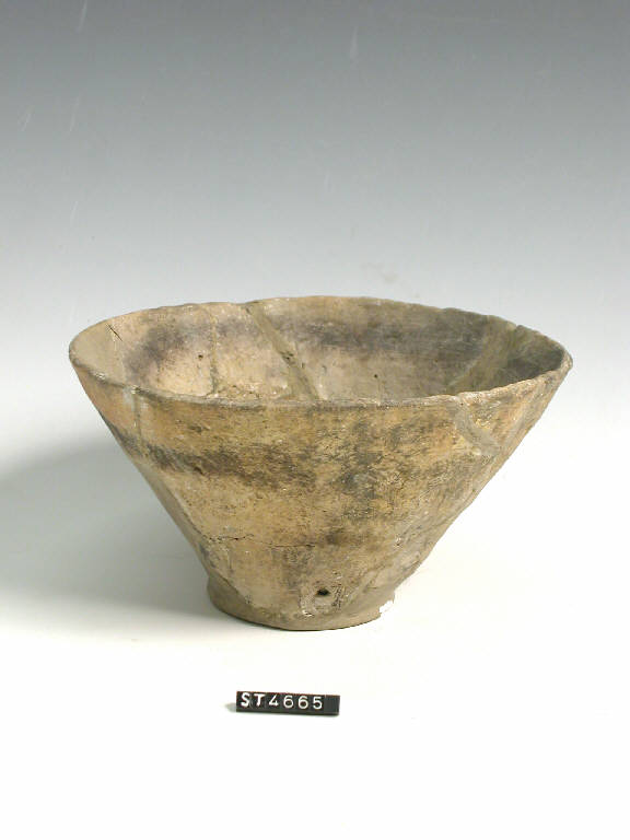 ciotola troncoconica - cultura di Golasecca (sec. VII a.C)