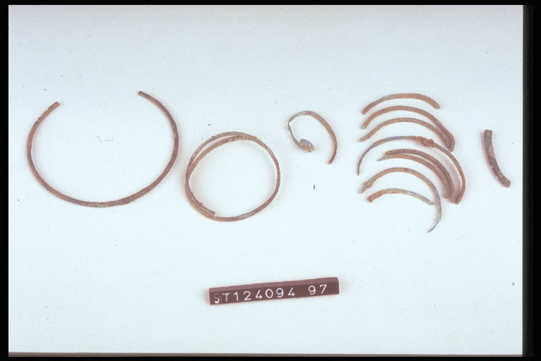 armilla - cultura di Golasecca (fine/ inizio secc. VI/ V a.C)