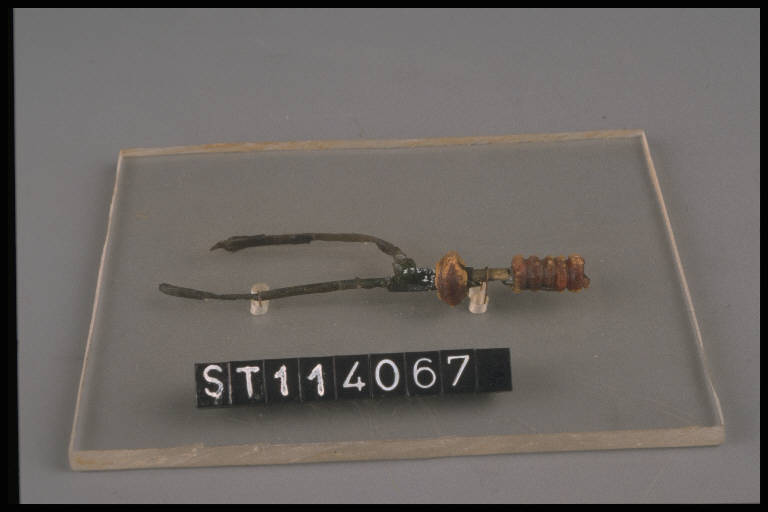 fibula ad arco composito - cultura di Golasecca (sec. VII a.C)