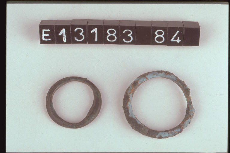 anello - cultura di Golasecca (secc. X/ IV a.C)