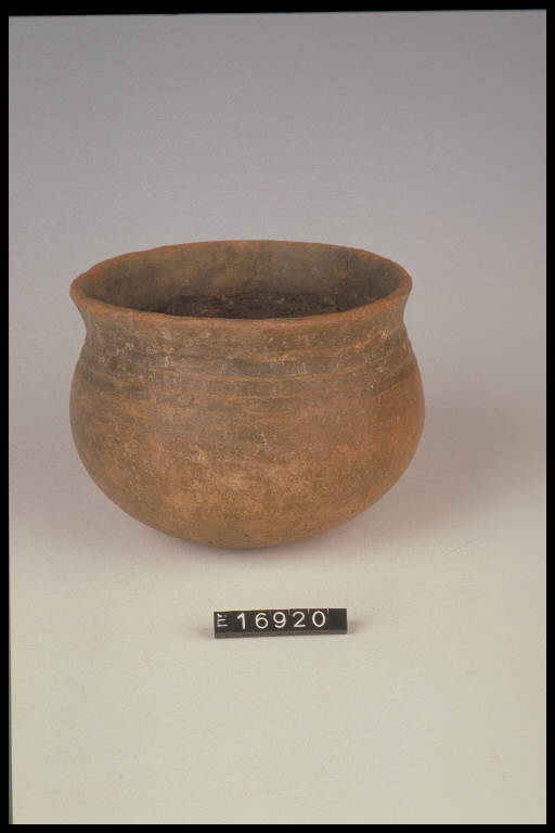 bicchiere globulare - cultura di Golasecca (secc. VIII/ VII a.C)