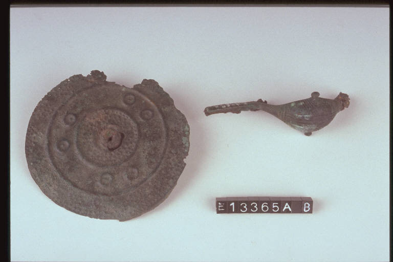 fibula a navicella - cultura di Golasecca (secc. VI/ V a.C)