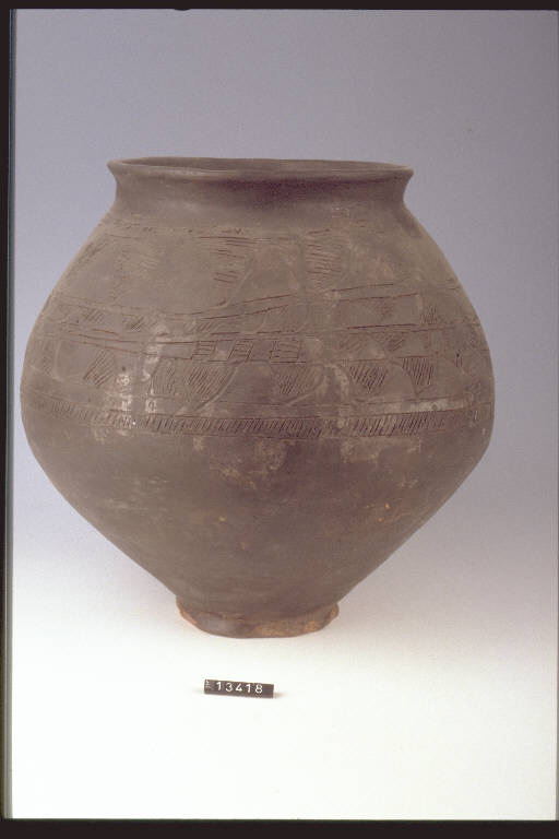 urna biconica - cultura di Golasecca (sec. VII a.C)