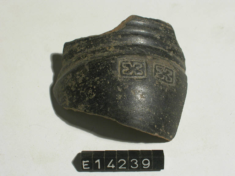 bicchiere a risega mediana, DE MARINIS / tipo C - cultura di Golasecca (sec. V a.C)