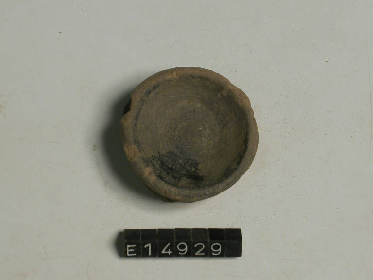 bicchierino - periodo di età del Ferro (secc. V/ I a.C)