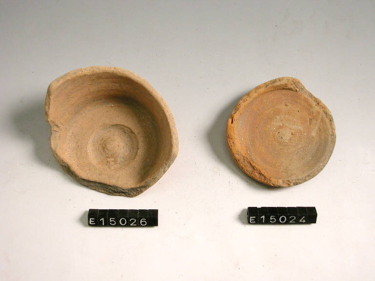 bicchiere a risega mediana - cultura di Golasecca (sec. V a.C)