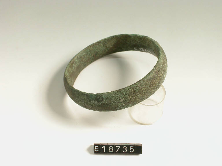 armilla (secc. V/ IV a.C)
