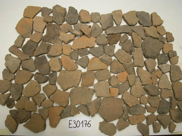 vasi (frammenti di) - cultura di Golasecca (secc. V/ IV a.C)