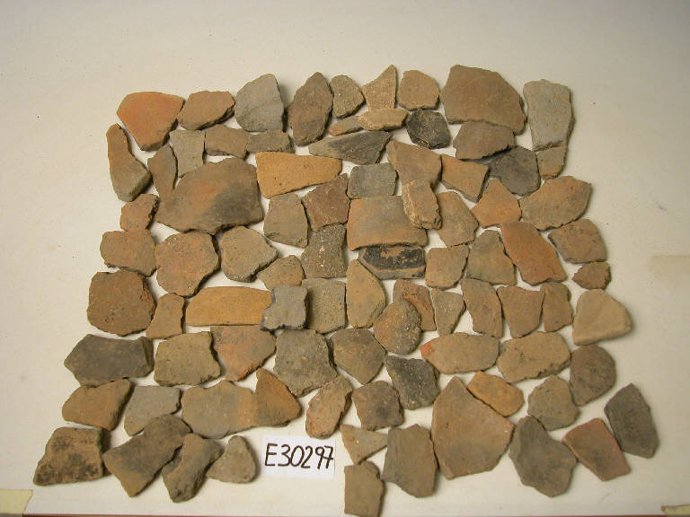 vasi (frammenti di) - cultura di Golasecca (secc. V/ IV a.C)