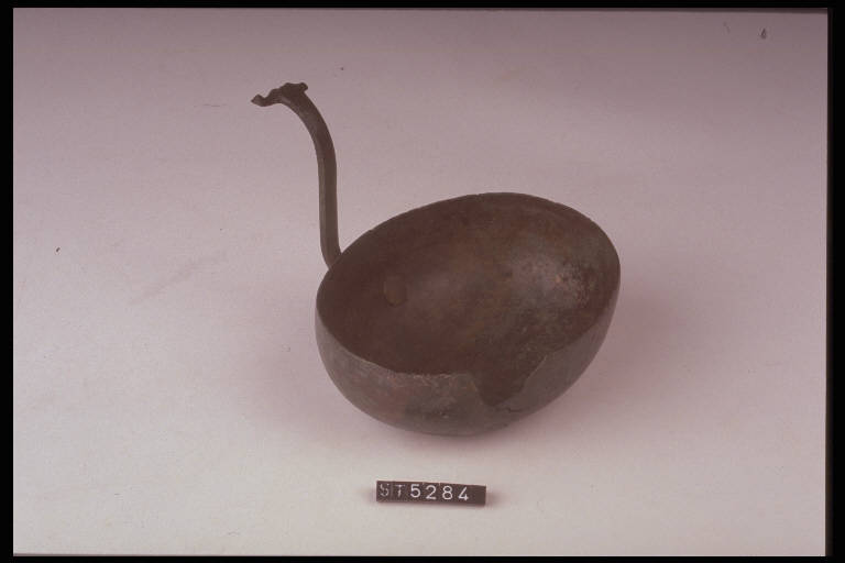 capeduncola - cultura di Golasecca (secc. VIII/ VII a.C)