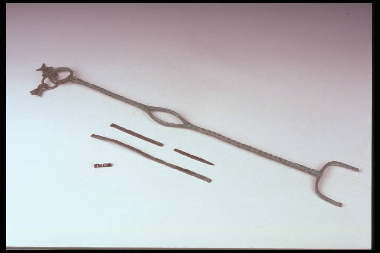 bidente - cultura di Golasecca (secc. VIII/ VII a.C)