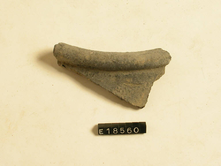 orlo - produzione romana (secc. I/ IV d.C)