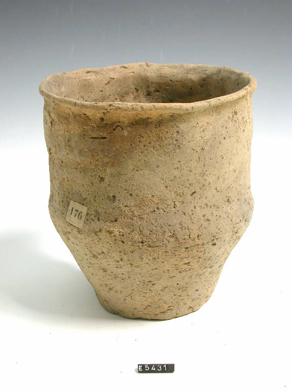 urna biconica - cultura di Golasecca (sec. VII a.C)