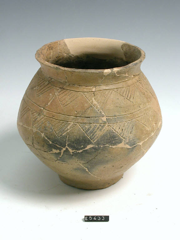 urna biconica - cultura di Golasecca (secc. VIII/ VII a.C)