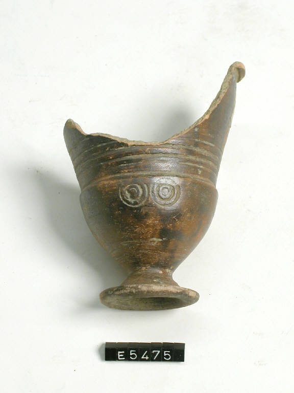 bicchiere a calice - cultura di Golasecca (sec. V a.C)