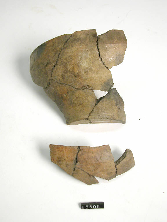 ciotola emisferica - cultura di Golasecca (secc. VIII/ VII a.C)